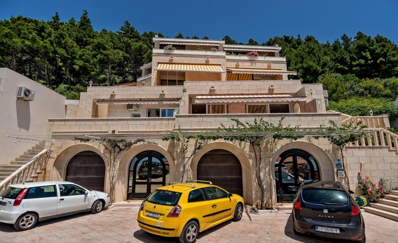 Apartmani D&D Sosic Brela Exterior photo